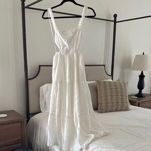 Abercrombie cut out White Sleeveless Dress